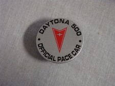 Nos Oem Pontiac Grand Prix Daytona 500 Official Pace Car Wheel Center Cap 1998