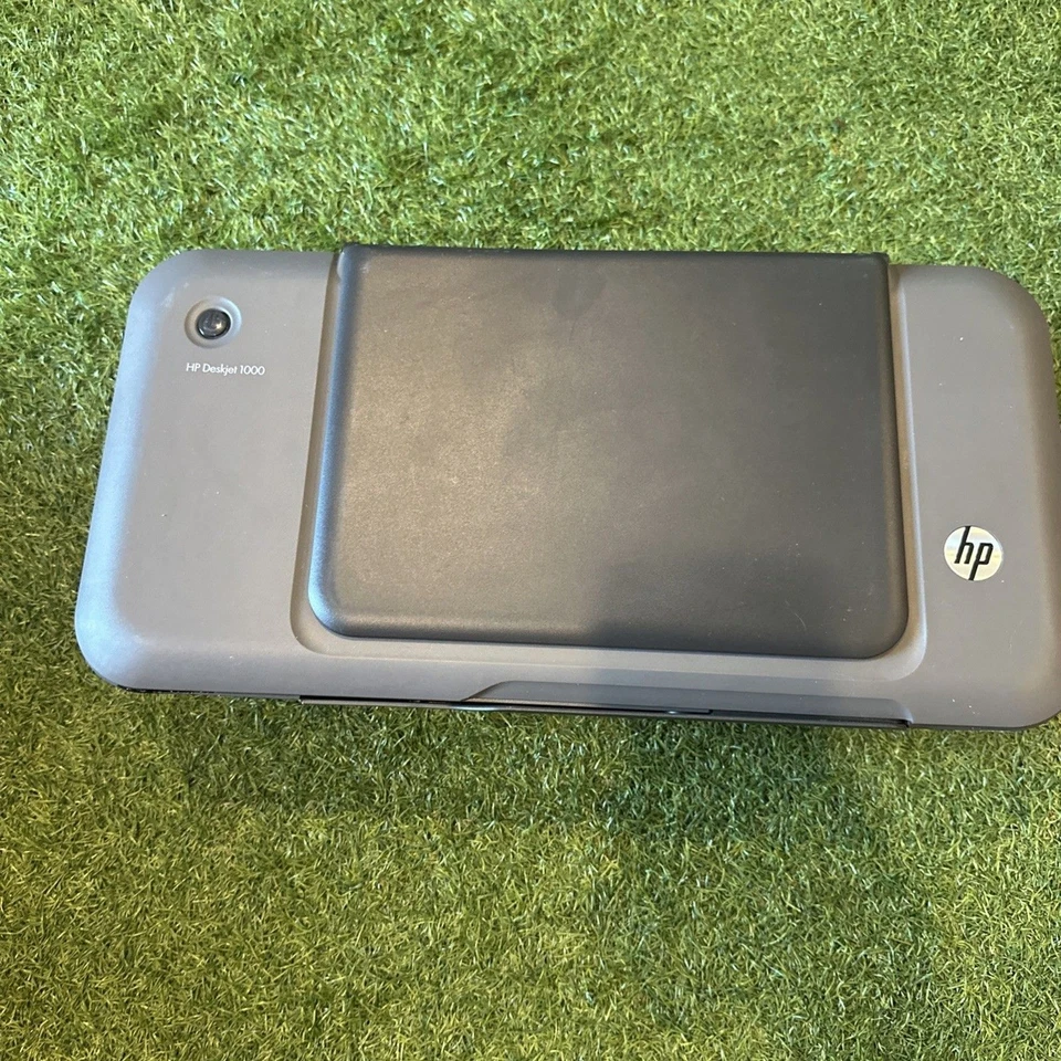 HP Deskjet 1000 J110a Standard Color Inkjet Printer PARTS ONLY INK LEAK w/ Box - Image 2 of 4