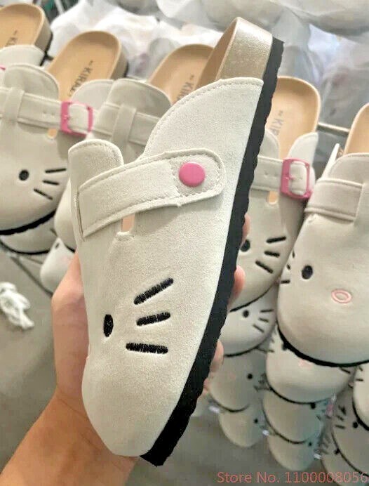 Sanrio Hello Kitty Cute Boken Shoes Outdoor Slipper Beach Style