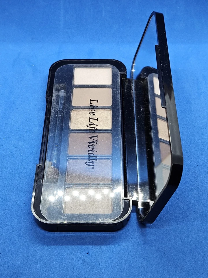 BUXOM May Contain Nudity Eyeshadow Palette - Image 3 of 4