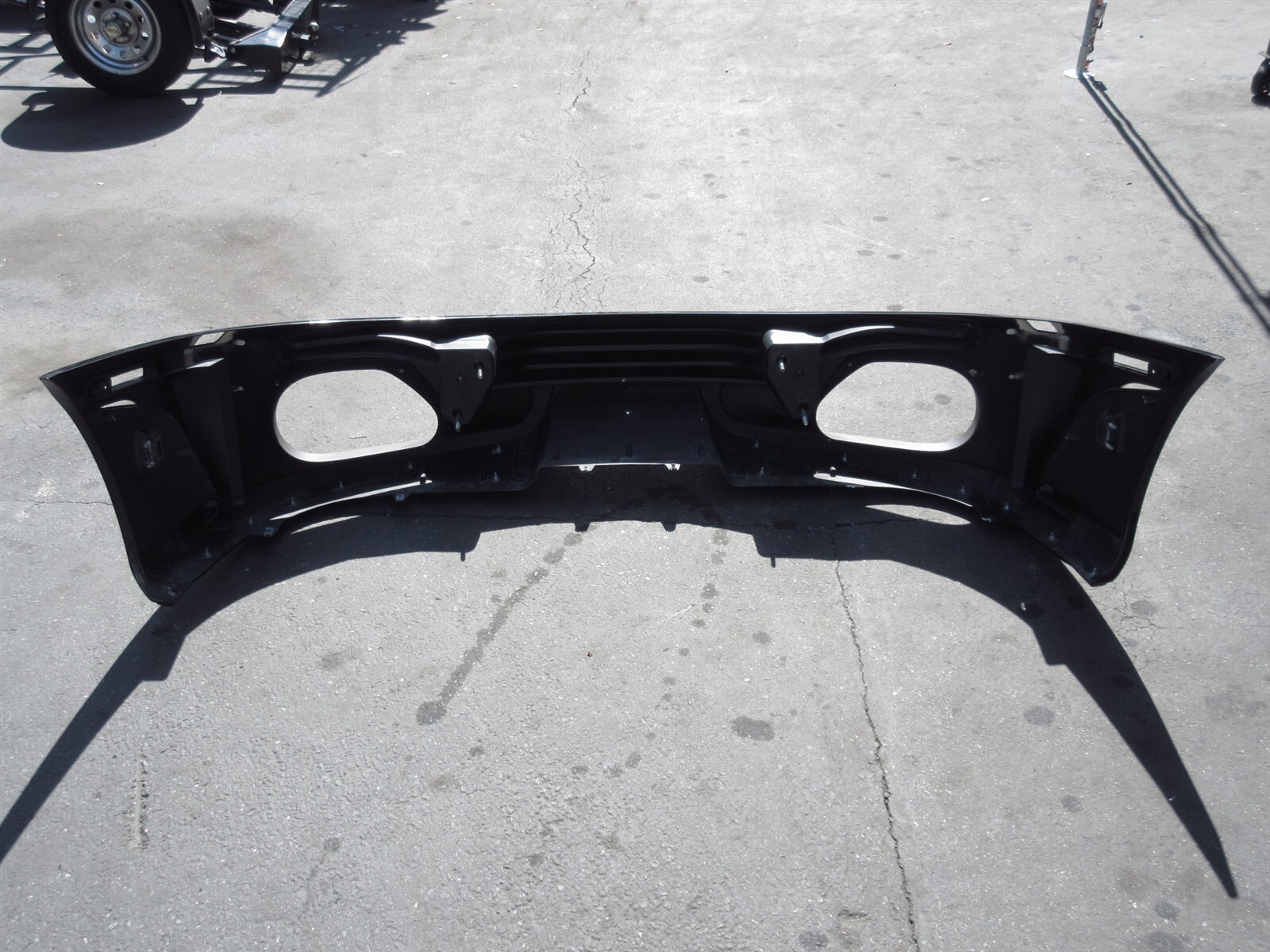 2008 Ferrari F430 Spider 83111210 Front Bumper Panel Lower Body Cover Assembly