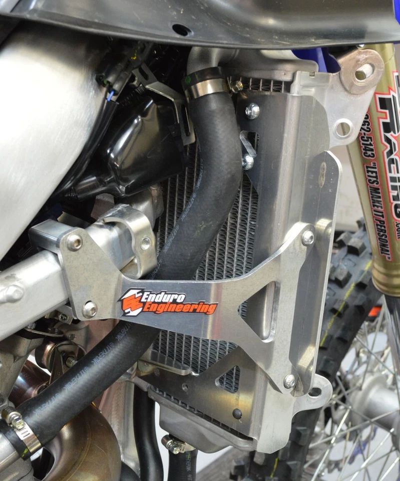 Enduro 工程散热器支架适用于雅马哈 YZ450F 2018 - 2022,YZ250F 2019 - 2023。 — 第 2/2 张图片