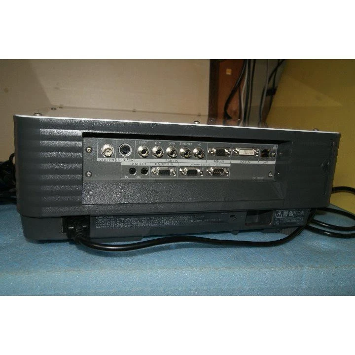 Panasonic Th-d5600 Projector Low Lamp Hours (295) Lcd High Brightness - Image 3 of 4