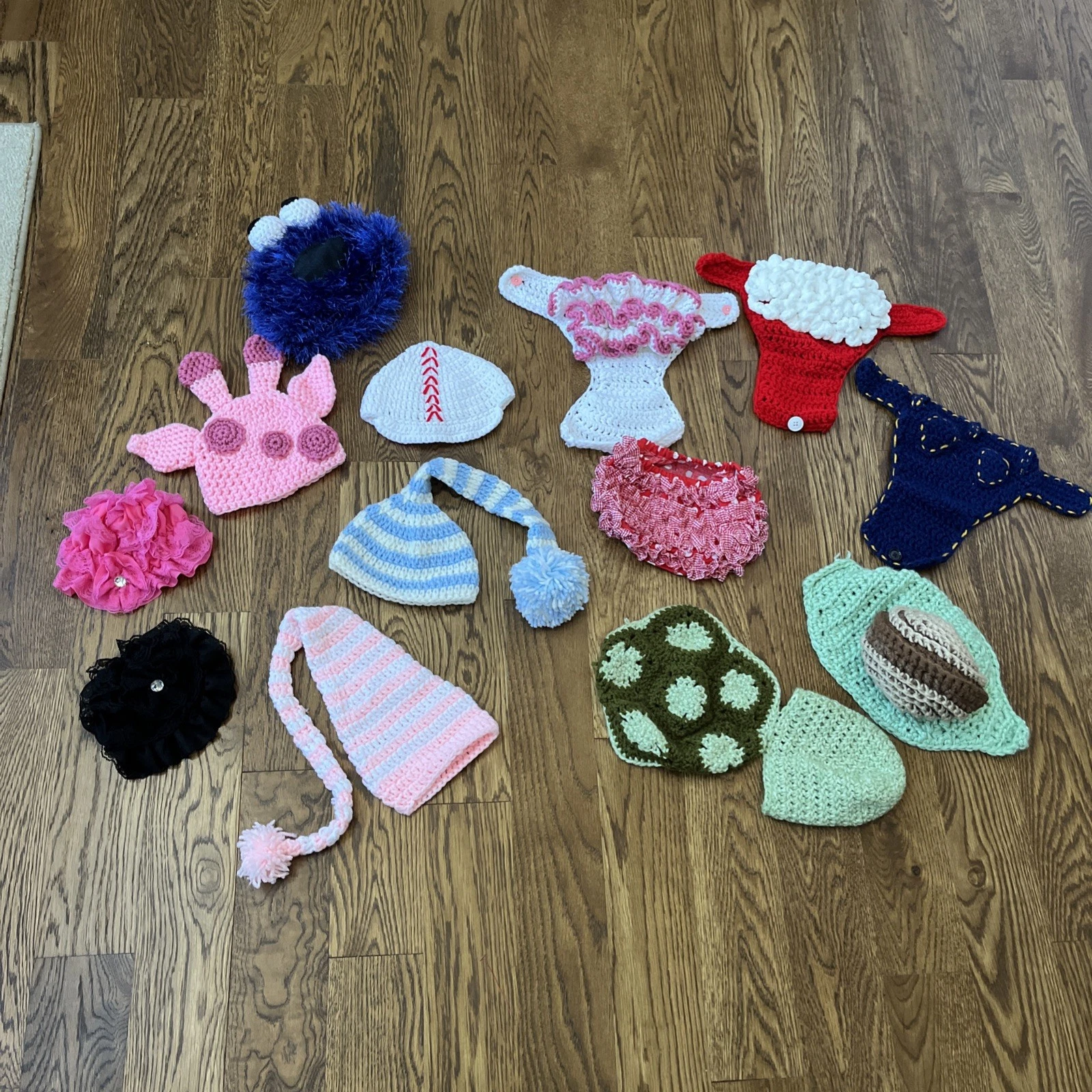Baby Photography Props Newborn Crochet/ Knit outfits hats bottoms snail turtle
Opens in a new window
