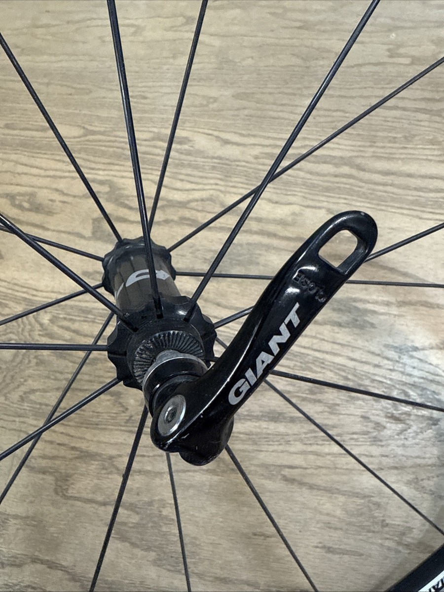 Giant P-SL1 Road Bike Wheelset 700c 130/100mm QR 8-10 Speed Rim