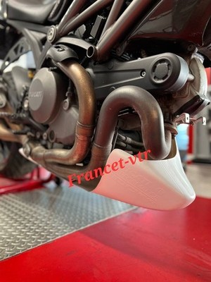 DUCATI MONSTER 1100 Evo SPITZE WIE FOTO Spoiler 08/13 zum lackieren + Halterungen 