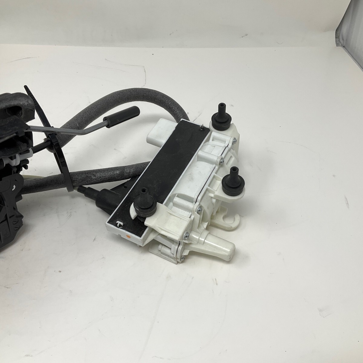 BMW 7 Series G11 G12 Front Left Driver Door Lock Latch Actuator