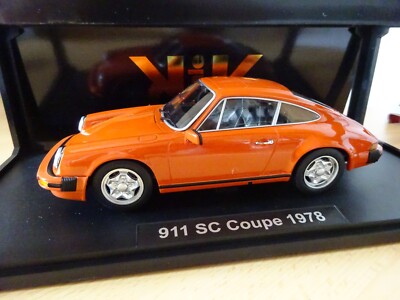 Porsche 911 SC Coupe 1978 orange Oldtimer Modelauto 1:18 NEU KK-scale