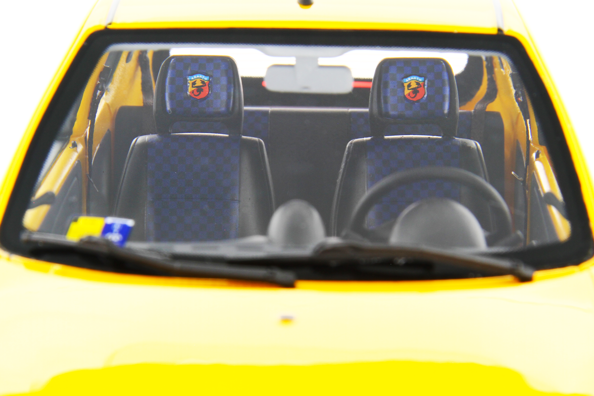 LAUDORACING-MODELS 1/18 Fiat Seicento Sporting Abarth 1998 LM170B