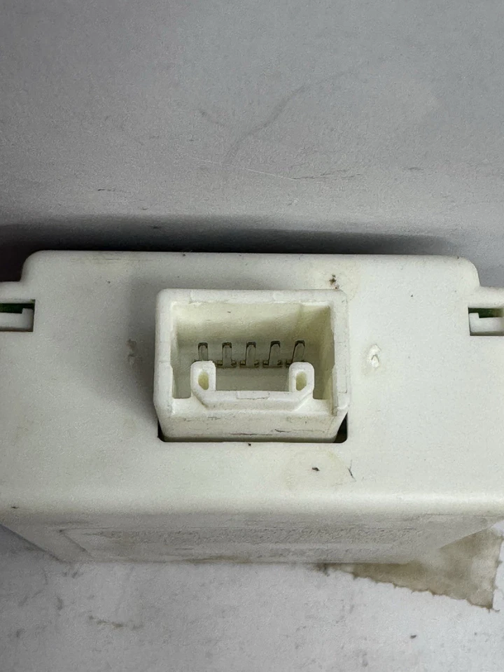 Control de puerta receptor OEM TOYOTA TUNDRA 2007-2010 89741-0C040 Foto 3 de 4