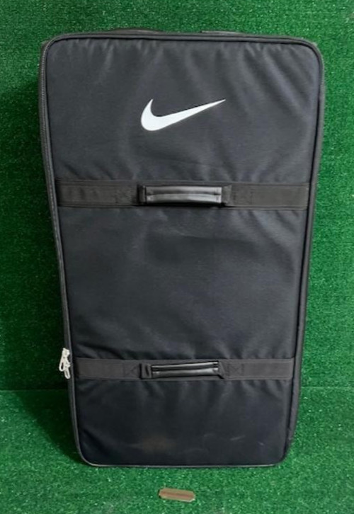 Nike FIFTYONE49 Black 35&rdquo; Upright Wheeled Bag Roller Suitc