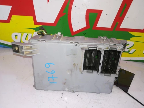 01353013080 Caja Reles/Fusibles para PEUGEOT BIPPER Básico 2009 455562 - Imagen 2 de 10