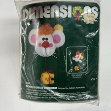 VTG 1982 Dimensions Puffie Stuffins Crewel Mouse & Cheese Ornament NOS