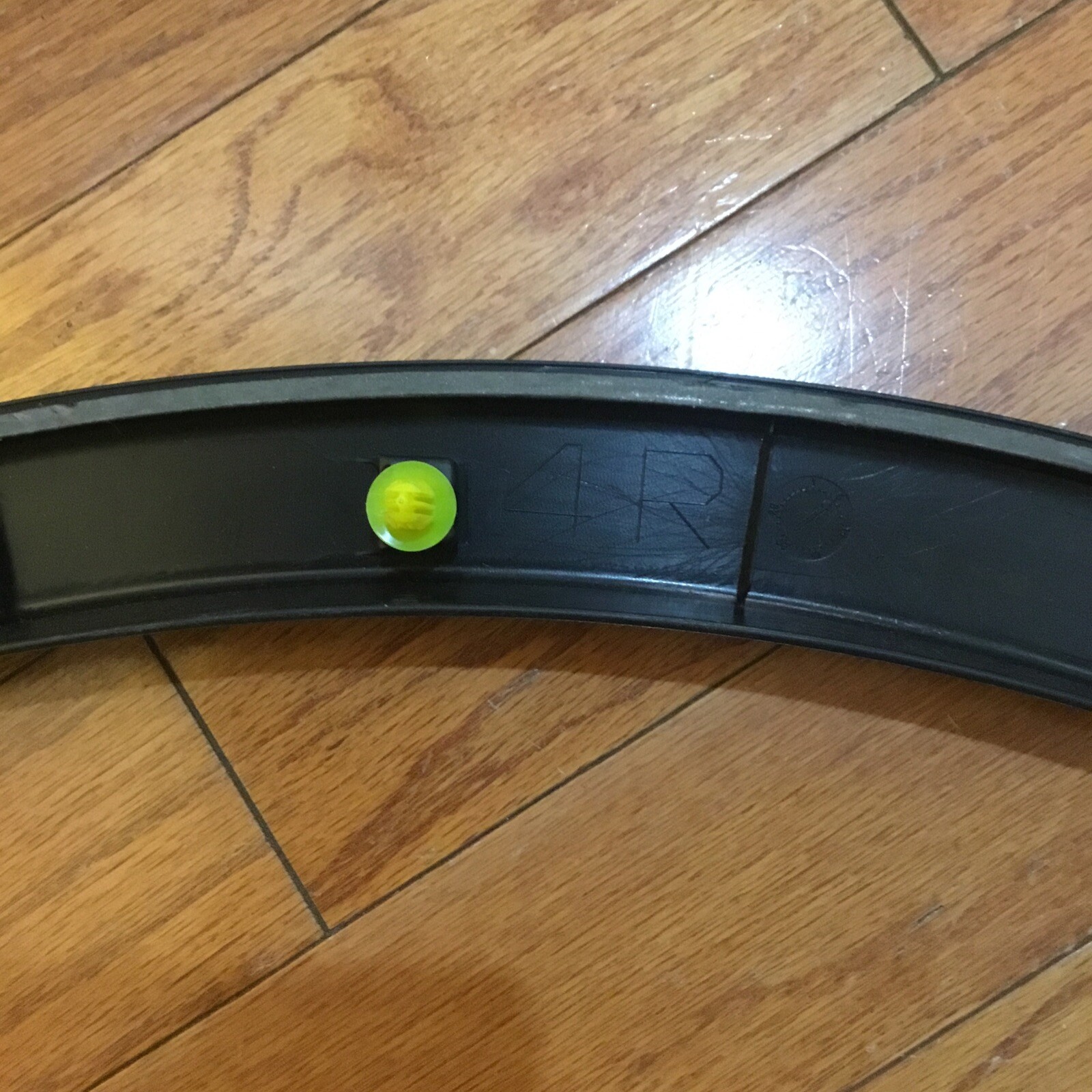 2013 2018 Toyota rav4 front right/passenger side wheel flare p/n 75601-42100