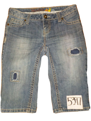 MUDD Blue Denim Destroyed/Patched Capris Junior Womens Size (28 x 13) 
