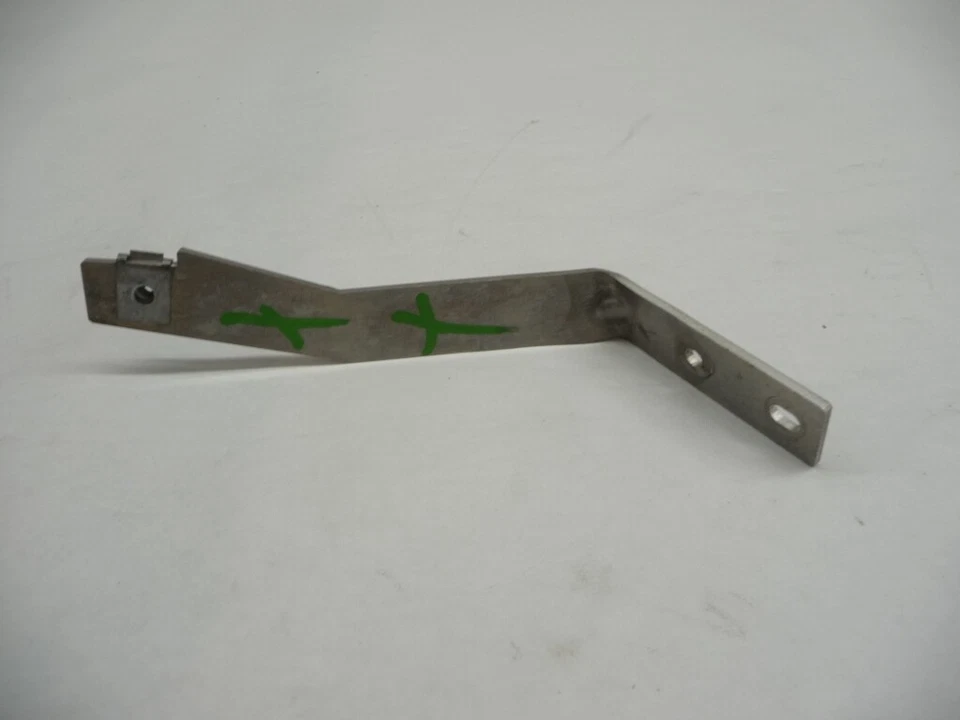 Левый кронштейн переднего бампера 2010-2014 Lamborghini LP560 Gallardo 400807193A оригинальный производитель оборудования - Изображение 3 из 4