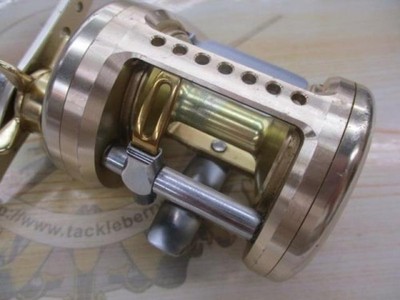 リール Daiwa 300SF DAIWA Baitcast Reel MILLIONAIRE CV Z 300SF RH Right 5.1:1 Magforce