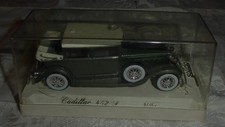 Vintage Solido 1931 Metallic Green Cadillac V16 452A DieCast Model Car 1/43 scal