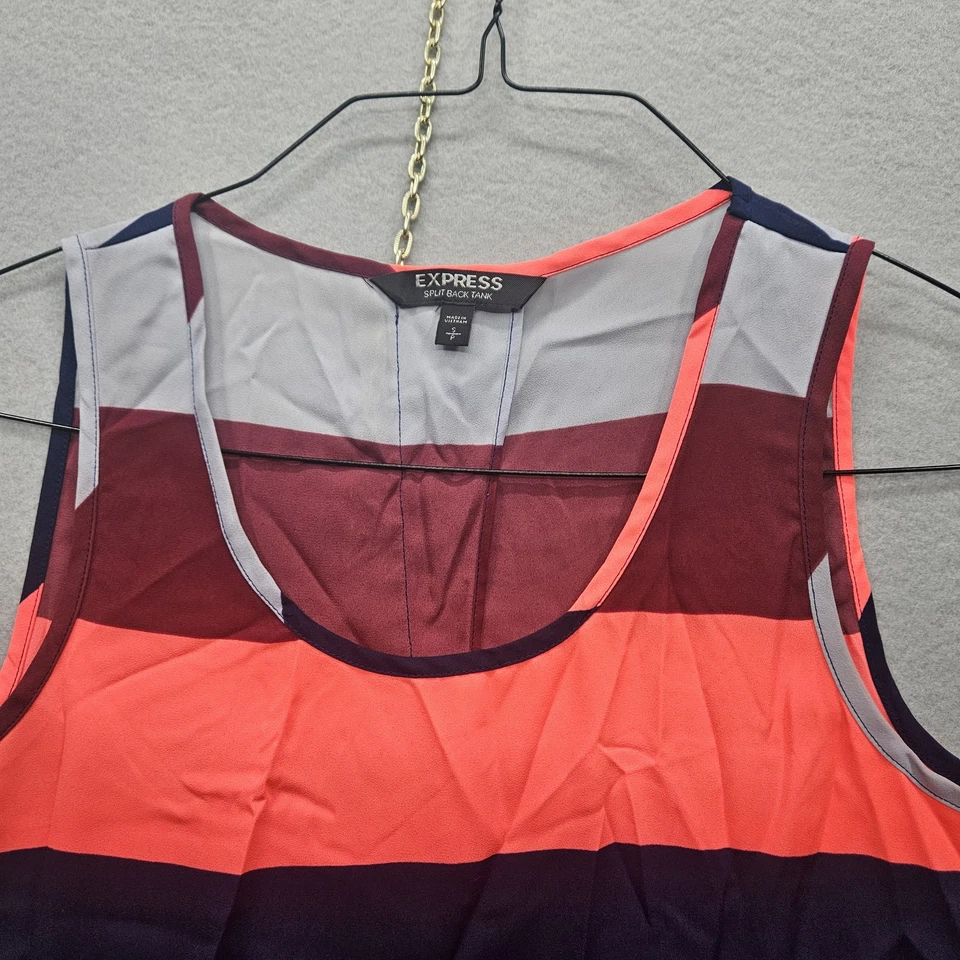 Camiseta sin mangas Express para mujer talla pequeña multicolor espalda dividida Foto 2 de 4