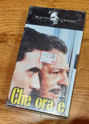 CHE ORA E' (MAXIMO TROISI / MARCELLO MASTROIANNI) VHS ORIGINAL NEU VERSIEGELT