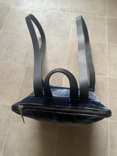 Jigsaw Velvet Mini Backpack Style Bag. Vgc. RRP £98 - Bild 6 von 12