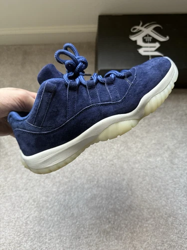 Taglia 8 Air Jordan 11 Retro Low RE2PECT