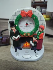 Christmas Soundesign MUSICAL LIGHTED CLOCK SPANISH & ENGLISH SONGS EUC Vintage 