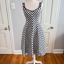 Talbots Womens 2 Petite Shoreline Chevron Navy Striped Dress Pockets Nautical