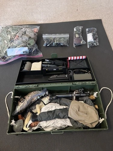 GI Joe 12” Figures Clothes Accessories Toy Weapons & Foot Locker 1:6 Scale Lot