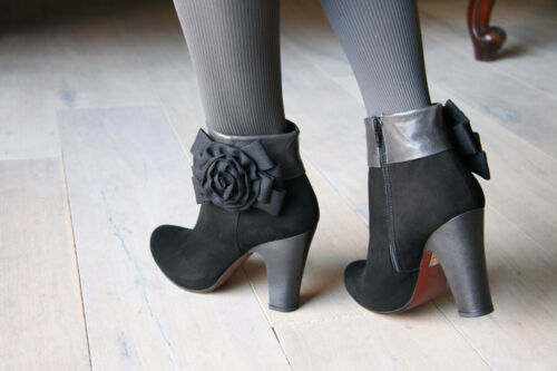 ANTHROPOLOGIE MIDNIGHT ASPIRATIONS BOOTIES CHIE MIHARA SHOES BLACK BOOT 38.5 - Picture 1 of 11