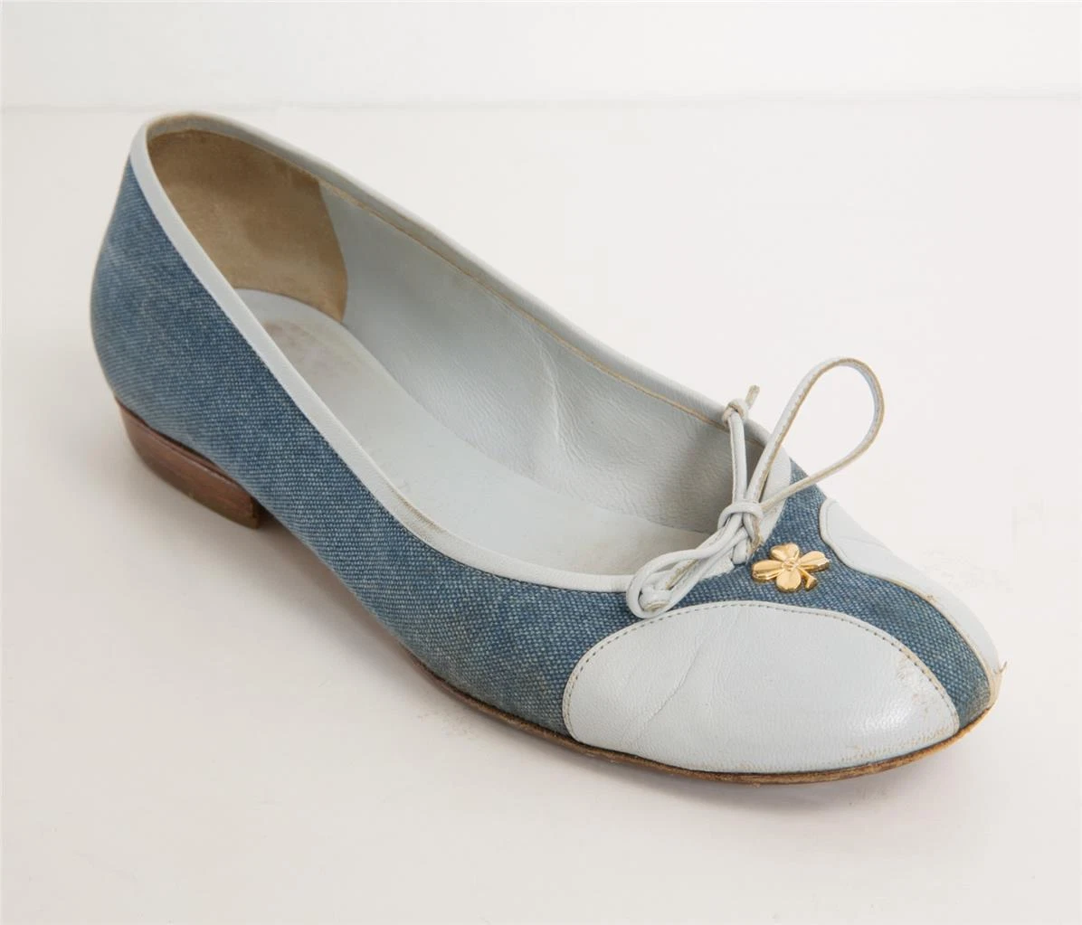 Chanel Grey/Beige Canvas And Leather Bow Cap Toe Ballet Flats Size