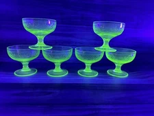 Hazel Atlas Cloverleaf Green Uranium Depression Glass 3" Sherbet Dish Set Of 6
