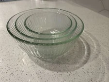 Vintage Pyrex Clear Ribbed Nesting Mixing Bowls Set of 3 7401, 7402, 7403