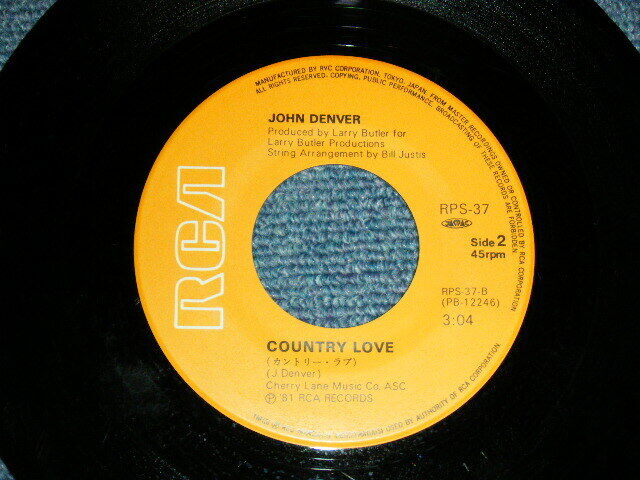 JOHN DENVER Japan 1981 RPS-37 NM 7 JOHN DENVER Japan 1981 RPS-37 NM 7