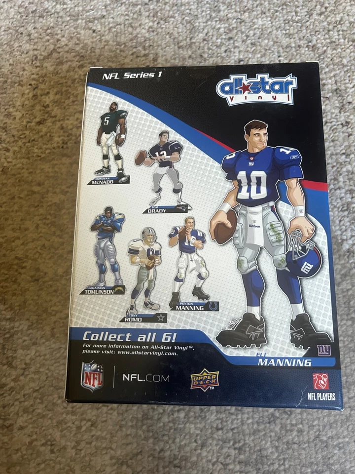 Figura con tarjeta Upper Deck All-Star Vinilo Eli Manning NY Giants QB NFL Foto 3 de 4