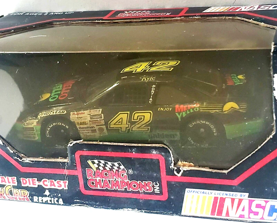 Racing Champions NASCAR 1:43 Diecast Stock Car Kyle Petty #42 1991 Foto 2 de 4
