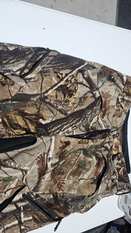 Scent Blocker Road Trips Pants. Used Very Good Condition. Realtree Extra. - Image 2 of 4