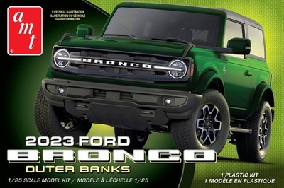 AMT 1/25 2023 Ford Bronco Outer Banks Plastic Model Kit AMT1345