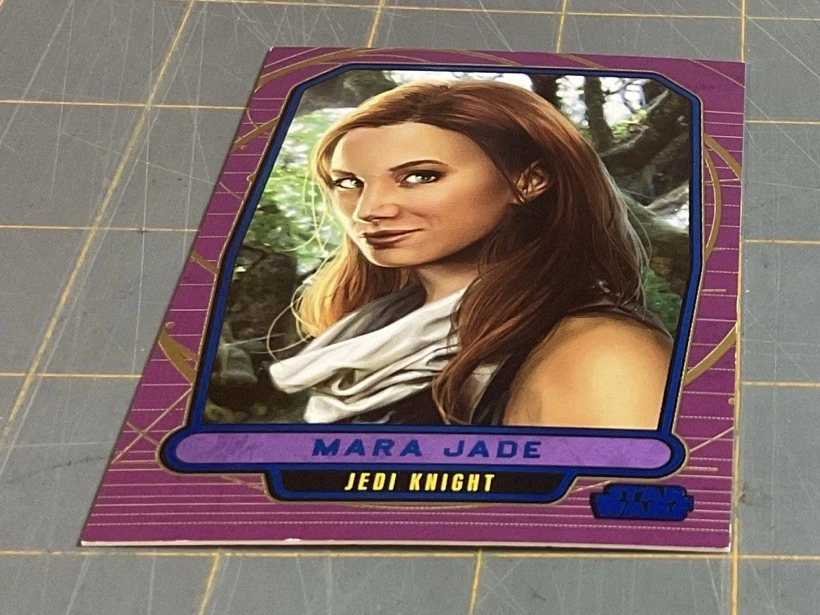 TOPPS: Star Wars Galactic Files #203 MARA JADE - BLUE FOIL sn 171/350 (2012) - Image 3 of 3