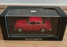 MINICHAMPS Volvo 121 Red 1:43 Model Car Limited Edition 1 of 4800