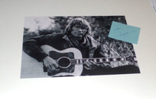 John Denver (+), Original Signed Photo 20x30 cm (LW50-100) + COA