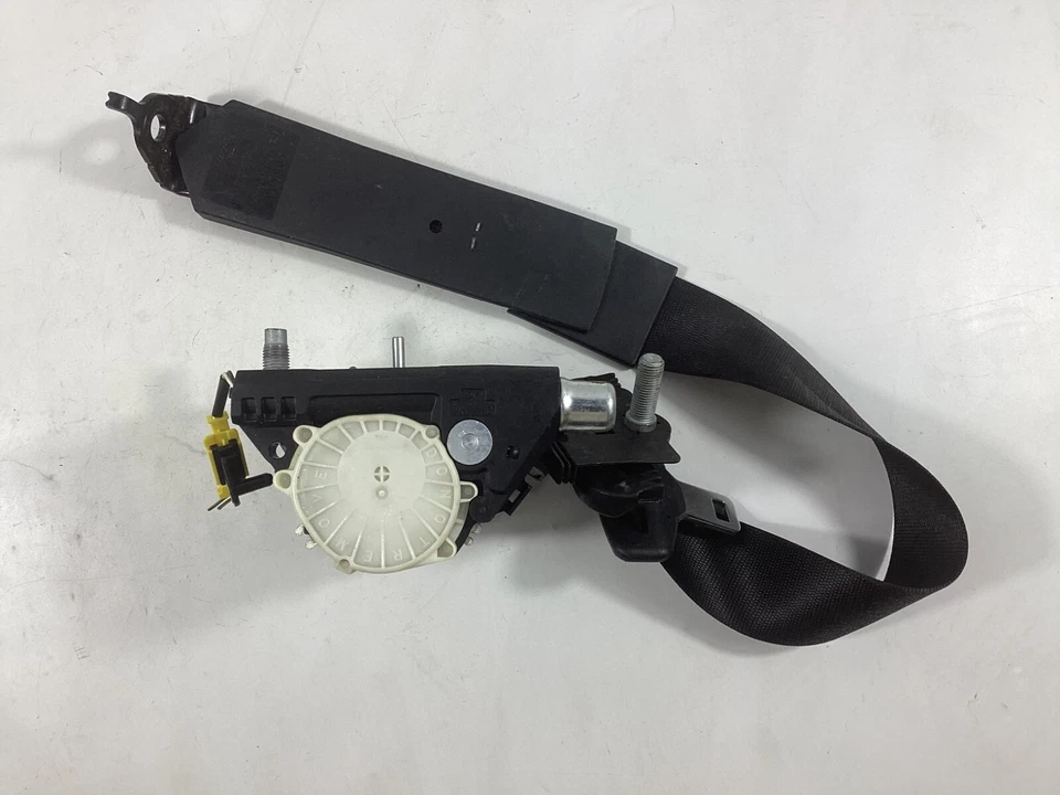 Mercedes-Benz GL550 2008-2012 retractor de cinturón de seguridad trasero derecho tercera fila OEM. Foto 4 de 4