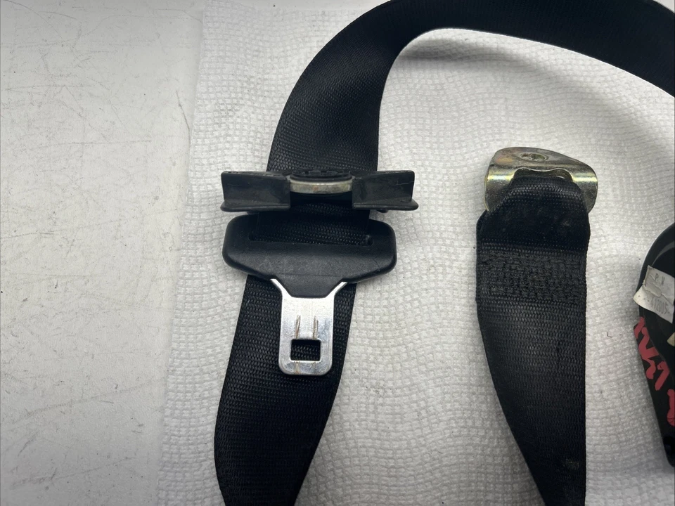 OEM Front Right Seat Belt Retractor FOR 2003 2004 2005-2008 BMW Z4 E85 33009759 - Image 2 of 4