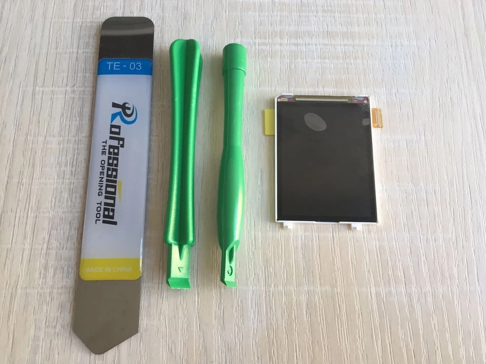 Replacement LCD Display Screen For Apple iPod Nano 3 3rd Gen 4GB 8GB - Image 2 of 4