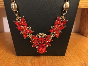Decorative Fashion Jewelry Necklace Earrings Set Gold Color Red Rhinestones