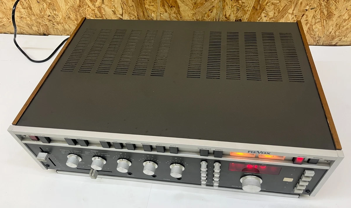 Revox A720 Preamplificador / Preceptor Digital Sintonizador FM High-End