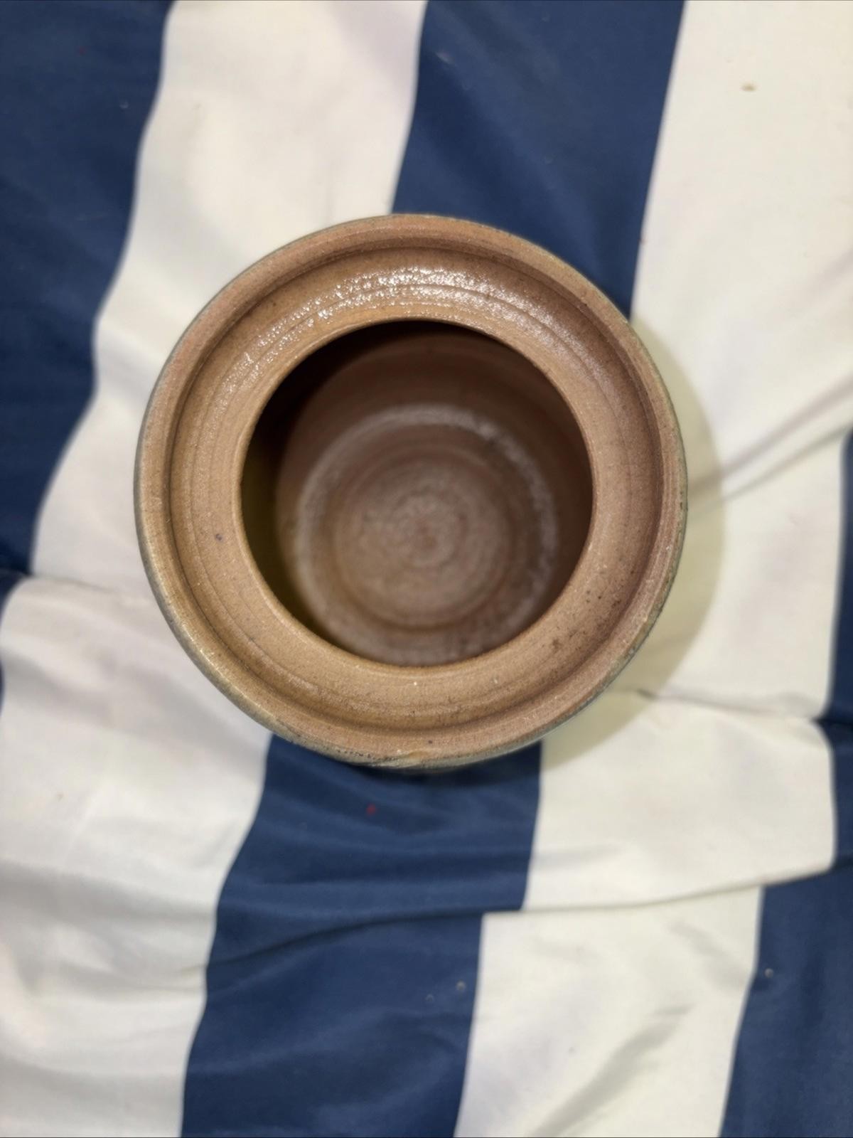 Vtg Rowe Pottery Works Decorated Garlic Jar With Lid 1993 Salt Glaze Pottery