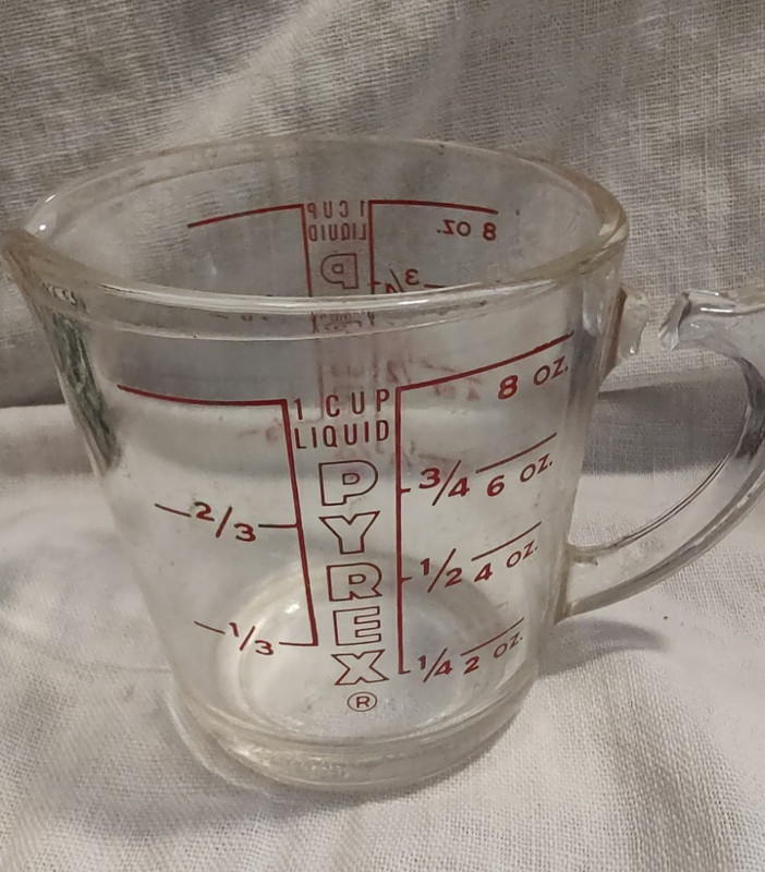 Vintage Pyrex AA-17  508 Measuring Cup 8 oz. Photographic Household Use Only