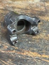 Spicer 32 Spline Yoke 1310 Ford Jeep Transfer Case Pinion Np 205