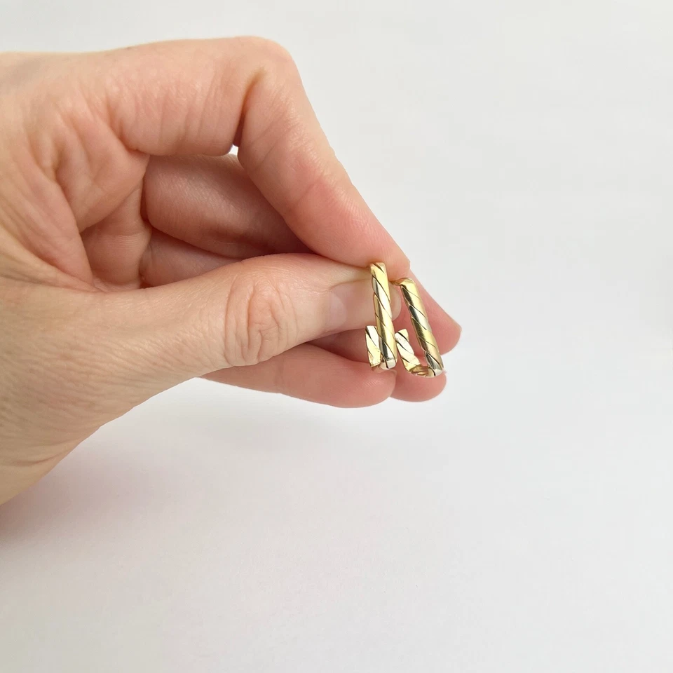 Vintage Tri-Color Square Hoop Earrings 18K Yellow Rose White Gold, 2.81 Grams - Image 2 of 4